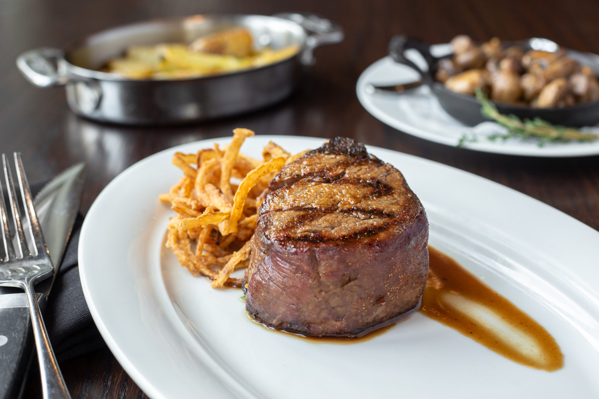 10 oz. Filet with Fried Onion Straws_Mancy's (1)