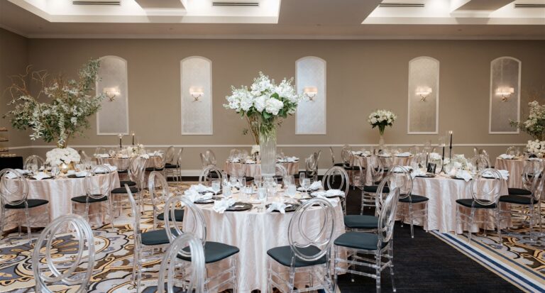 Elegant wedding venue at The Hancock Hotel in Downtown Findlay, Ohio
